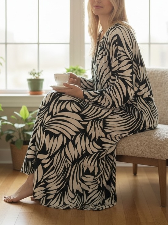 H&M Dresses & Skirts - H&M Black Leaf Print Viscose Kaftan Dress NWT